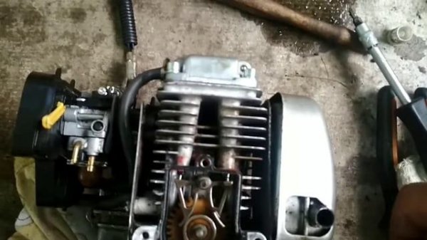 Ремонт четырехтактного триммера CHAMPION Т334FS