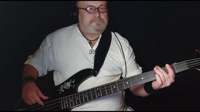 The Offspring - You're Gonna Go Far, Kid - T.R.G. - E Bass смотреть онлайн