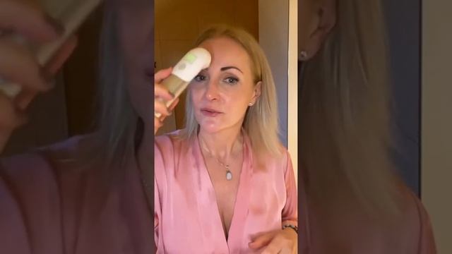 Mira-Skin Testimonial Evelyn Reißmann смотреть онлайн