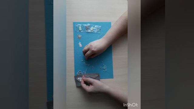 Брошь ручной работы "Перо" // МАСТЕР-КЛАСС // Вышивка бисером смотреть онлайн