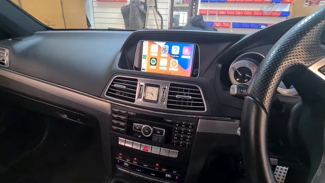 Mercedes E-Class W212 - Wireless Apple CarPlay, Android Auto, Screen Mirroring Interface onto OEM смотреть онлайн
