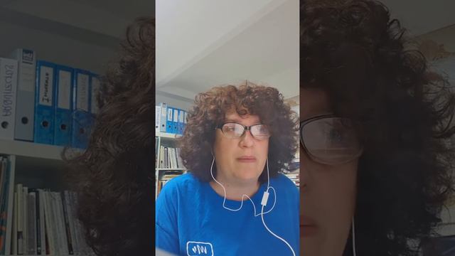 Reseña y entrevista de Eloy Moreno por su obra "Invisible" publicada por Nube de Tinta смотреть онлайн