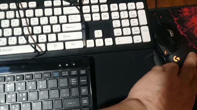 клавиатуру Hama Slimline Mini