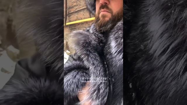 Эксклюзивный мужской кожаный плащ с мехом внутри смотреть онлайн