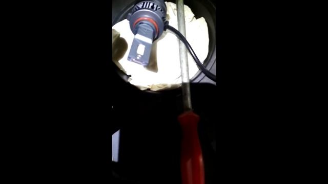 LED F5C в ближний линзованный Hyundai Avante (Элантра) в кузове AD