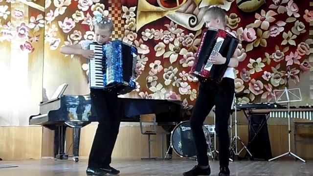 Мария Дмитриева и Полина Синица смотреть онлайн