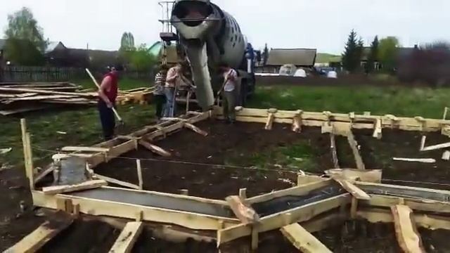 Строительство фундамента в Иглино часть 1 смотреть онлайн