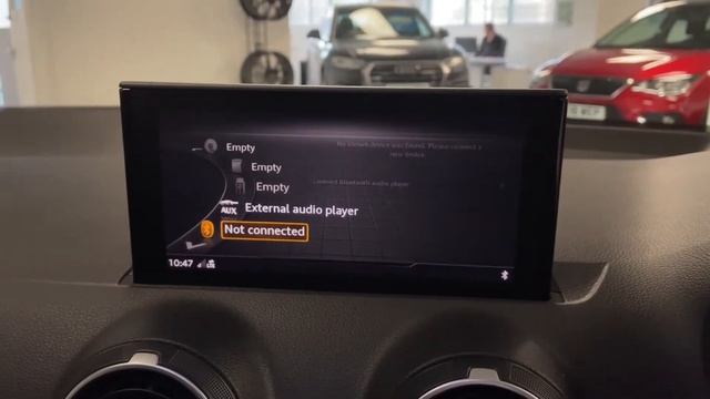 Audi Q2 1.6 TDI S line смотреть онлайн