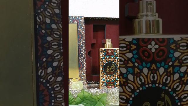 Арабская парфюмерия Lattafa Ajwad.