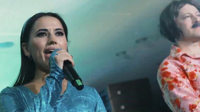 Зеленый огонек НГ2022 смотреть онлайн