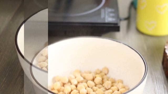 Нутовый Салат