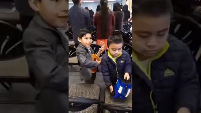 Me dicen que ay una bella ciudad смотреть онлайн