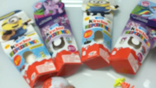 ZiGGyToys - Kinder Surprise Eggs. Let's Crack Them Open [25] смотреть онлайн