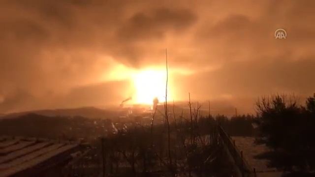 ⚡地震の後、?発火の結果??トルコ?ガスパイプラインで?火災が発生? смотреть онлайн