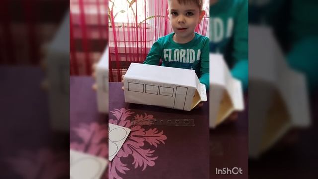 Досліджувальна діяльність "Бігаюча вода" та аплікація з елементами малювання з молочних коробок смотреть онлайн