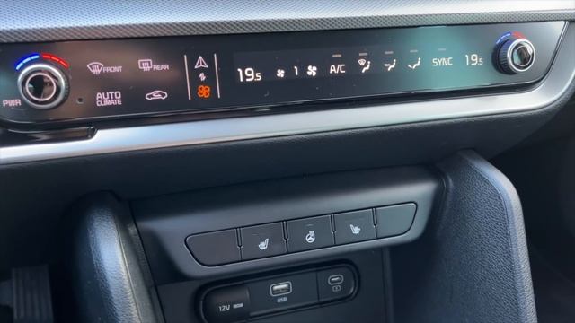 Kia Sportage (2022) 150 T-GDI teszt | Az ellentétek egysége смотреть онлайн