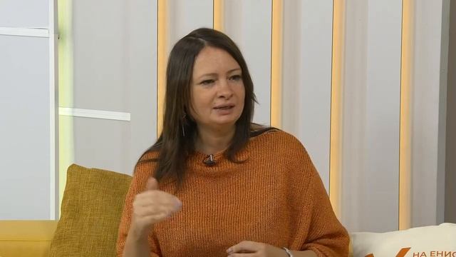 Обсуждаем с экспертом, зачем и почему людям сняться сны и что они означают? смотреть онлайн