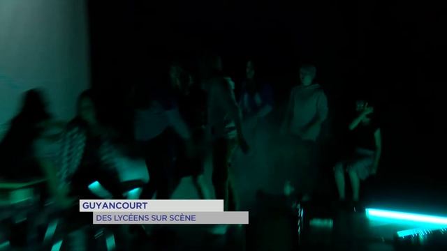 Guyancourt : des lycéens sur scène смотреть онлайн