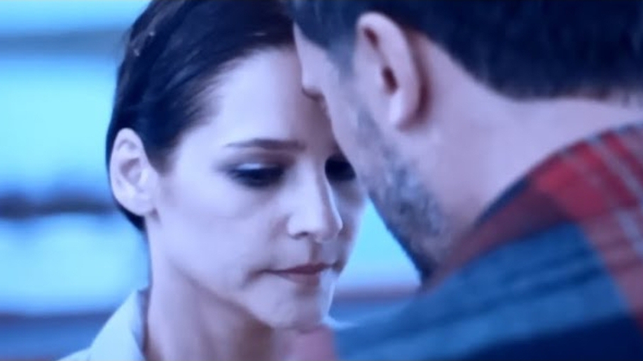 Клип на сериал "Паромщица". Песня "Встречное течение" смотреть онлайн