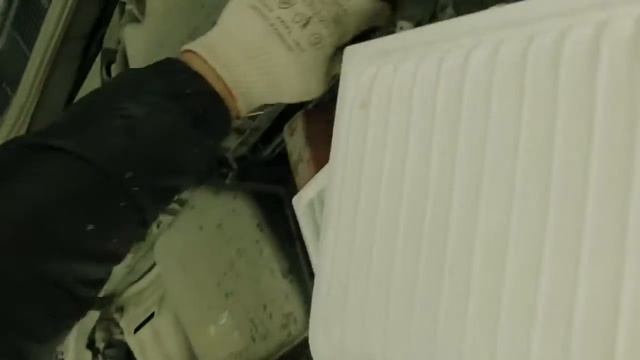 Замена воздушного фильтра Toyota Camry v55 смотреть онлайн