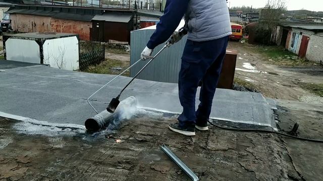 Наплавляемая кровля. Для НОВИЧКОВ. Ремонт крыши гаража. БЫСТРО ПРОСТО НЕ ДОРОГО смотреть онлайн