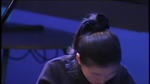 Jennifer Lin: Improvising on piano, aged 14 смотреть онлайн
