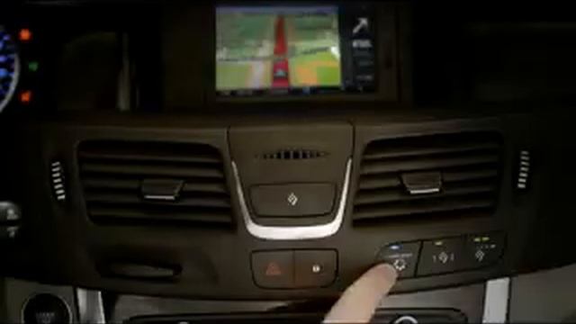 Renault Latitude - Launch смотреть онлайн
