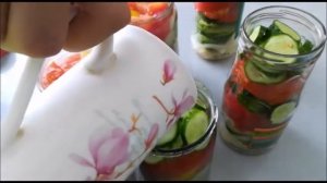 Очень вкусный салат «СЛОЙКА» на зиму!Салат из огурцов,помидор и лука на зиму.