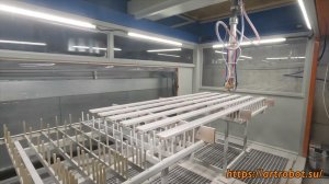 Настройка автомата для покраски реек их массива. Станок запущен в Ростове #наличник #артробот