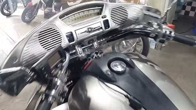 Yamaha XVZ 1300 RSV смотреть онлайн