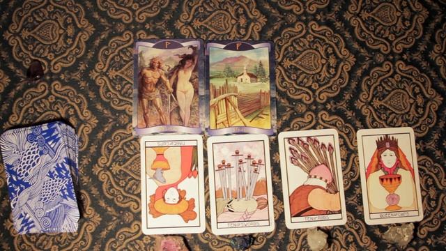 Tarot Combinations and Rune Cards смотреть онлайн