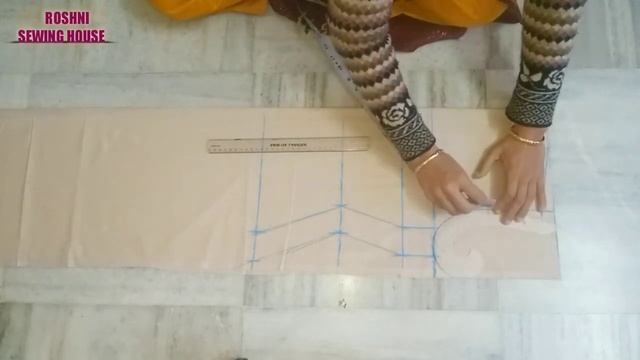 Perfect Collar Neck Kurti Cutting with Useful Details/Easy Tutorial/ Beginners смотреть онлайн