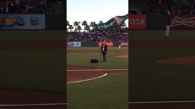 Keri's National Anthem at AT&T Park смотреть онлайн