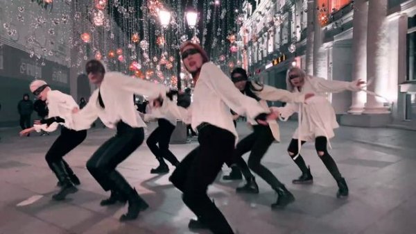 [KPOP in PUBLIC | ONE TAKE] ENHYPEN (엔하이픈) 'FEVER' (dance cover by ROXXI)