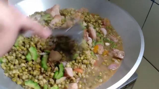 FILIPINO FOOD/How To Cook Ginisang Mongo Beans смотреть онлайн