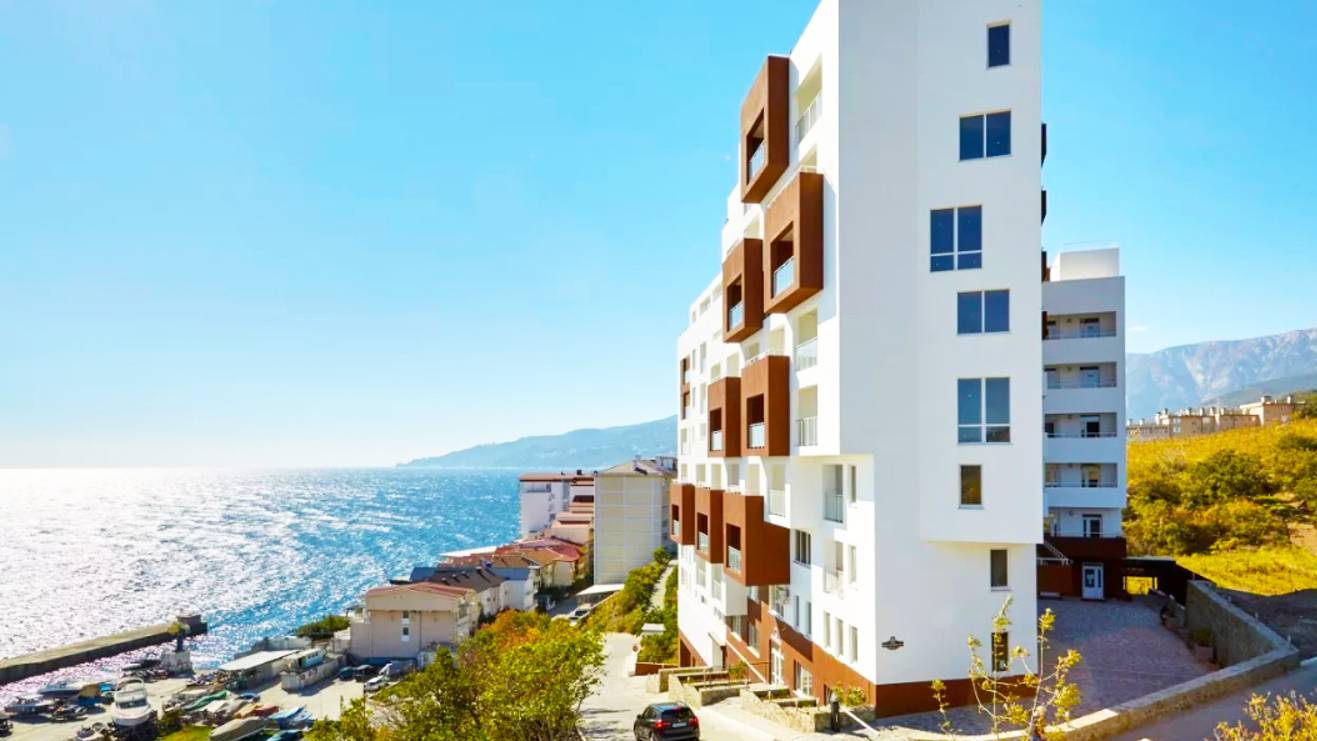 +79782407281 15% скидка от Авито Юлия Администратор Юлия ЖК Ялтинский Маяк ЯЛТА КРЫМ рядом с Ялтаинт