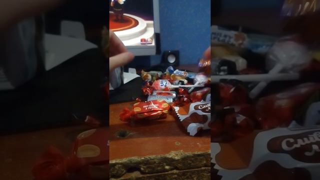 A set of candies from ROSHEN смотреть онлайн