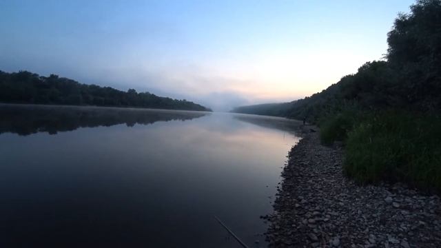 Рыбалка на поплавок и спиннинг на Оке. Ловля судака на спиннинг и плотвы на поплавочную удочку 2021 смотреть онлайн