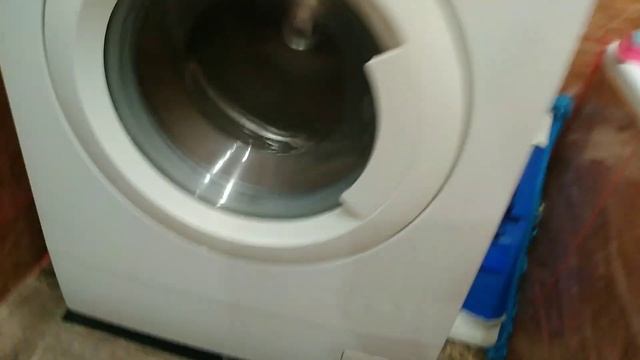 Electrolux unbalanced spin burst at 1000rpm. смотреть онлайн
