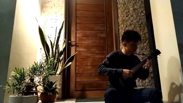 Glimpse of Us by Joji Ukulele Fingerstyle Cover смотреть онлайн