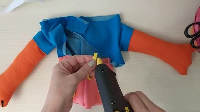 DIY. Забавный костюмчик для собак. Своими руками. смотреть онлайн