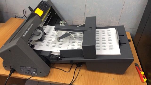 Профессиональный режущий плоттер graphtec ce6000-40 + автоподатчик f-mark смотреть онлайн