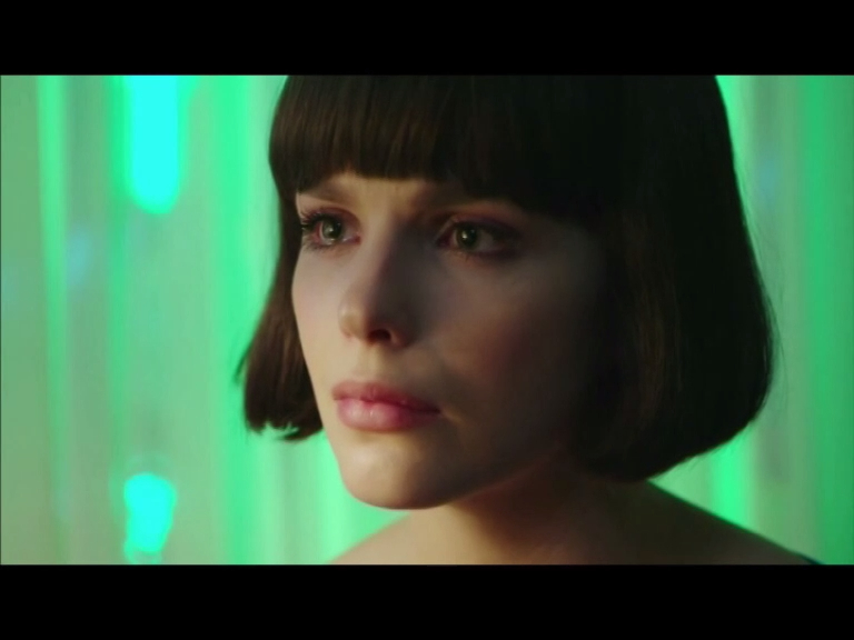 Группа "МОЯ ДОРОГАЯ" - "Моя дорогая" (сериал "КРАСНАЯ КОРОЛЕВА") смотреть онлайн