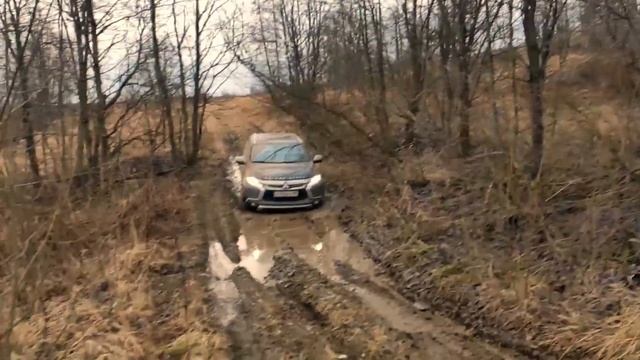 OFFroad тест Митсубиси Паджеро Спорт и Ниссан Патрол. смотреть онлайн
