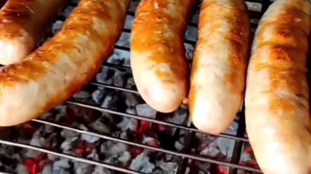 КОЛБАСКИ ГРИЛЬ смотреть онлайн