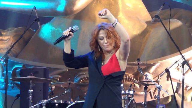 Алена Апина - ЖАРА в ВЕГАСЕ 17.09.2017 смотреть онлайн