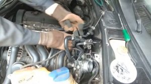 Замена катушки (модуля зажигания) VW Passat B5+