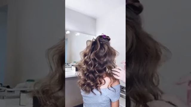 Работа с иснтруменом BeUni, прикорневое гофре и создание локонов смотреть онлайн