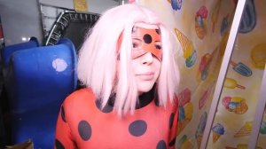 на ЛЕДИ БАГ накинулся ГИПНОТИЗЕР ! АЛИНА в опасности!