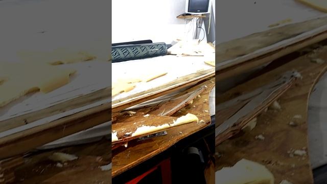 Одна гниль. Боковая панель катера в 20 лет